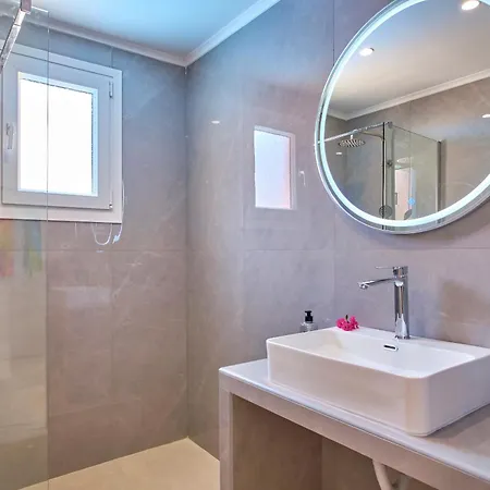 Drastis Escape Villas, By Estia Peroulades (Corfu)